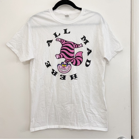 All Mad Here Alice In Wonderland T Shirt Medium - Picture 1 of 4